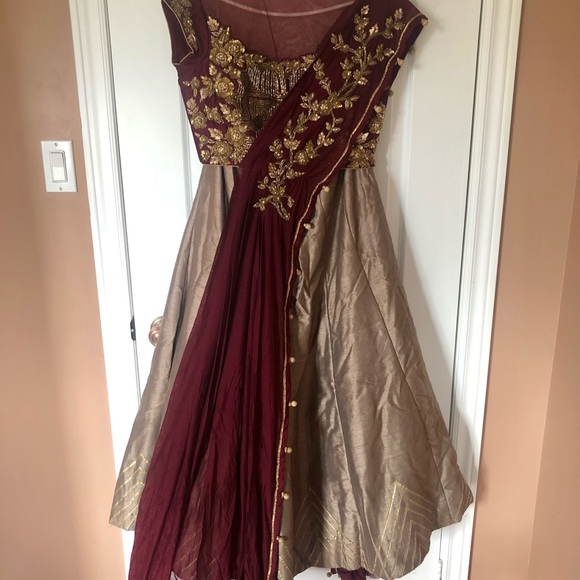 Maroon and Brown Lehenga with heavy skirt - Picture 3 of 8